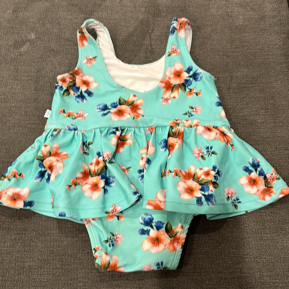 Posh Peanut One Piece Swimsuit - Picture 4 of 6